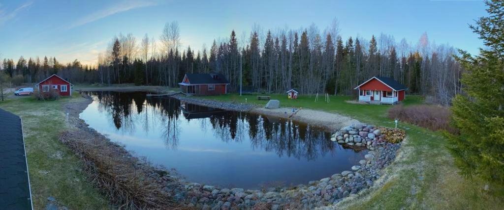 Hannunluhdan Lomamoekit Karijoki Екстер'єр фото