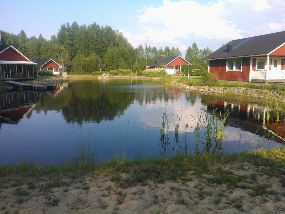 Hannunluhdan Lomamoekit Karijoki Екстер'єр фото